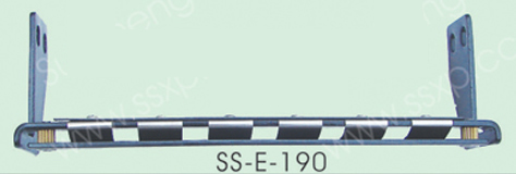 مجرى مقص العصادة الذي يركب علية قطعة 140 مع الريش